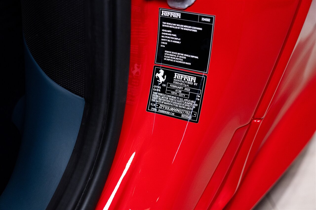2022 Ferrari F8 Spider   - Photo 13 - Beverly Hills, CA 90212