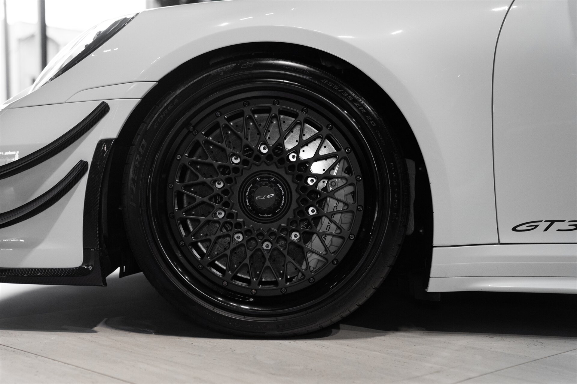 2022 Porsche 911 GT3 - Photo 9