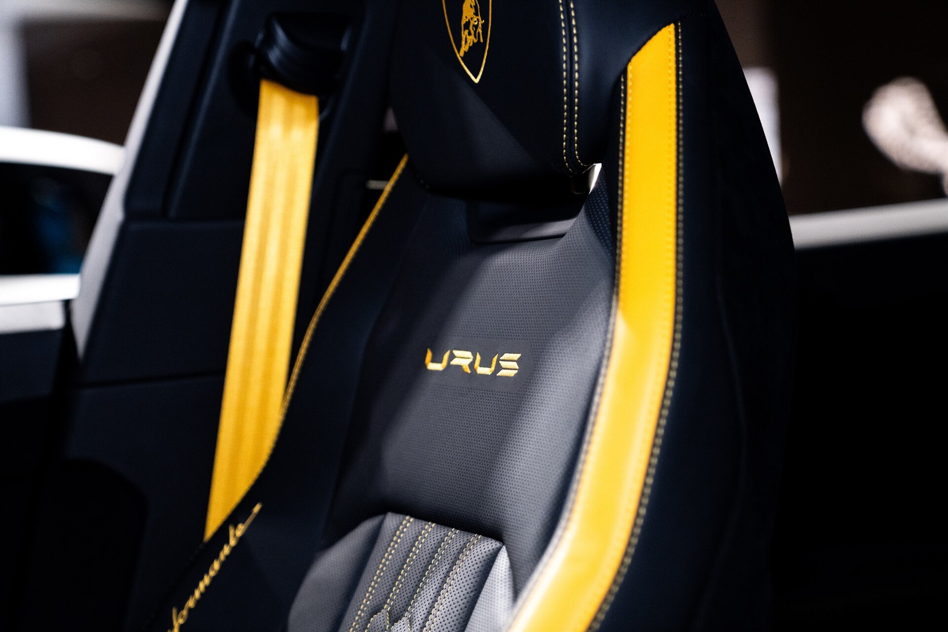 2023 Lamborghini Urus Performante - Photo 28