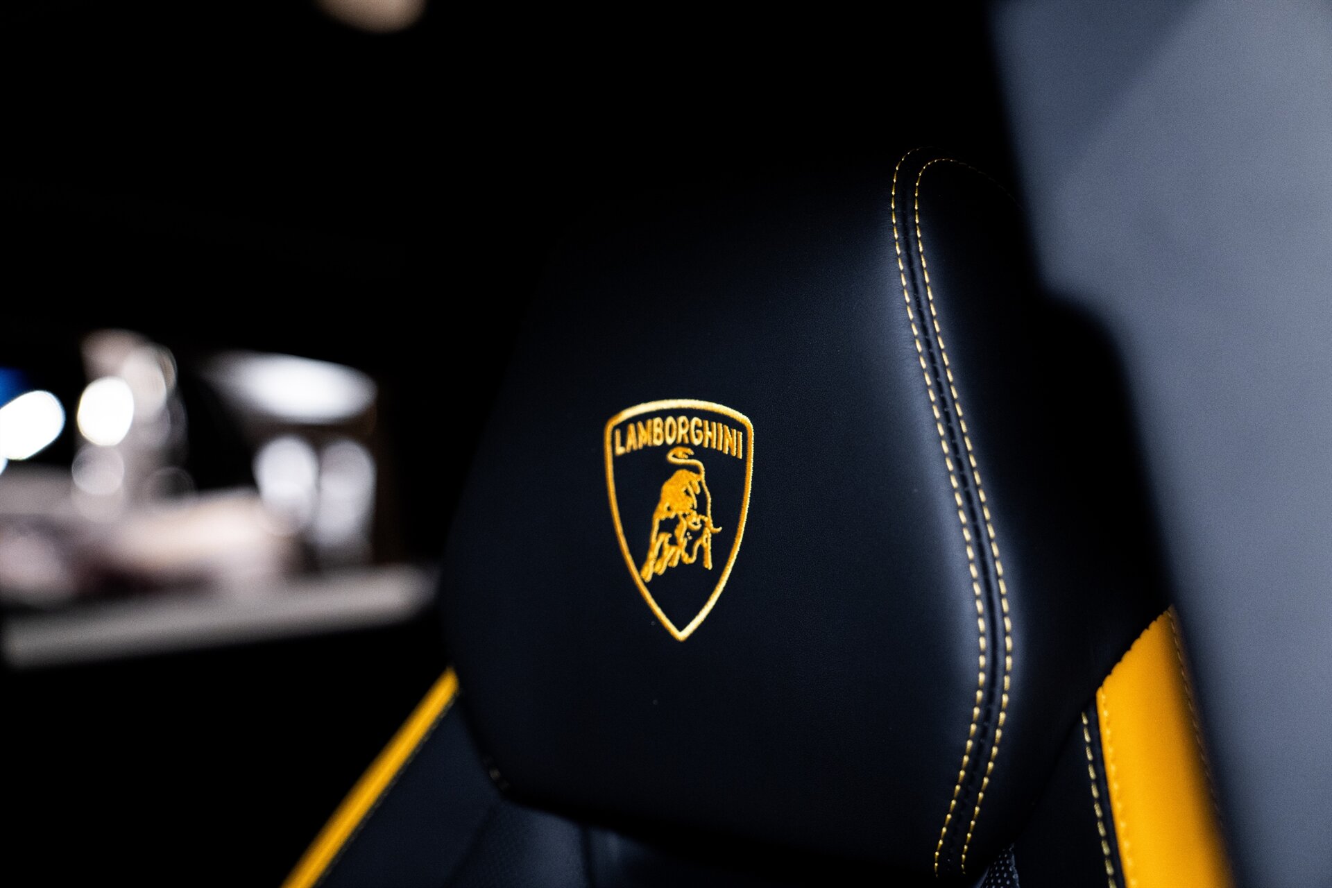 2023 Lamborghini Urus Performante - Photo 30