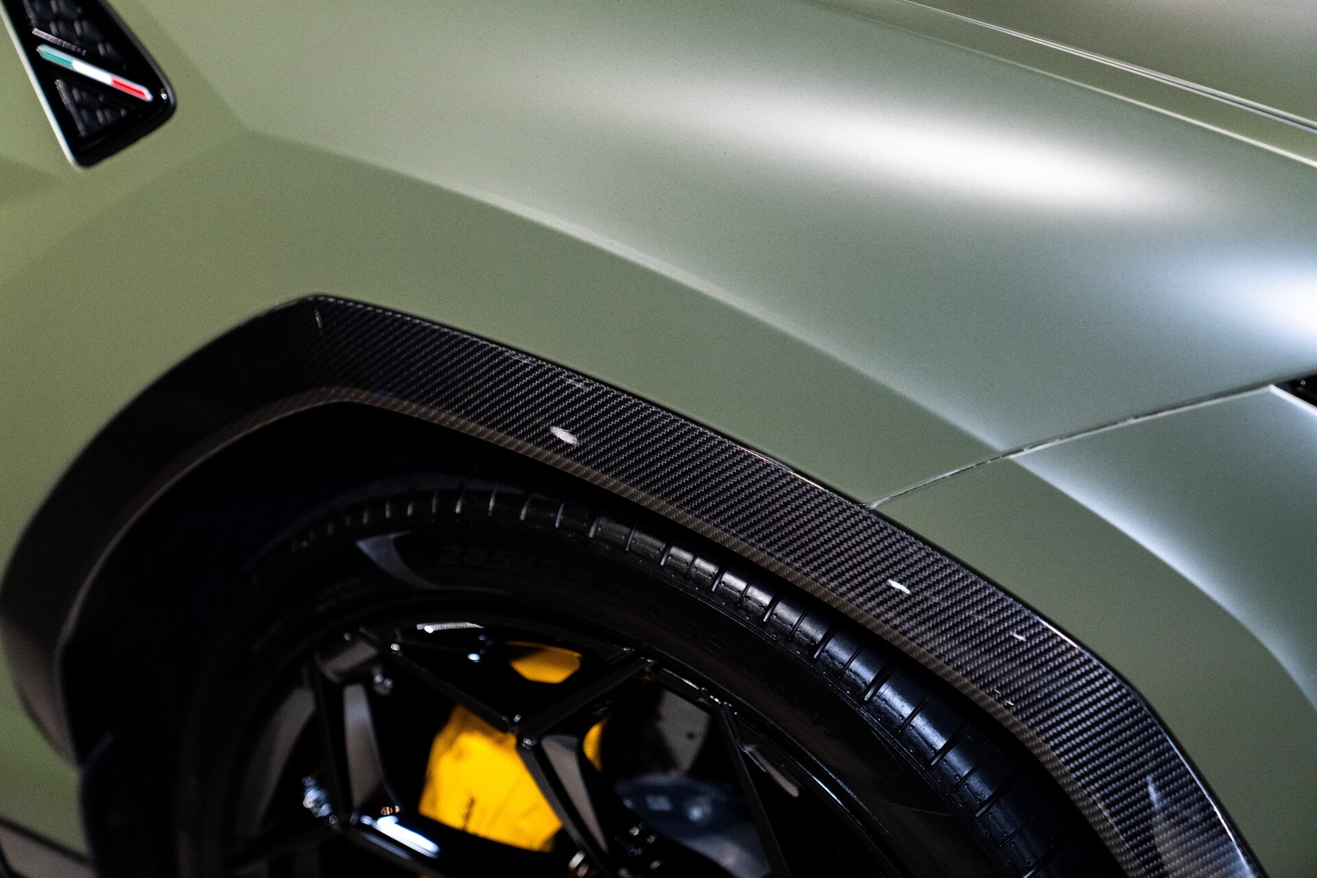 2023 Lamborghini Urus Performante - Photo 12