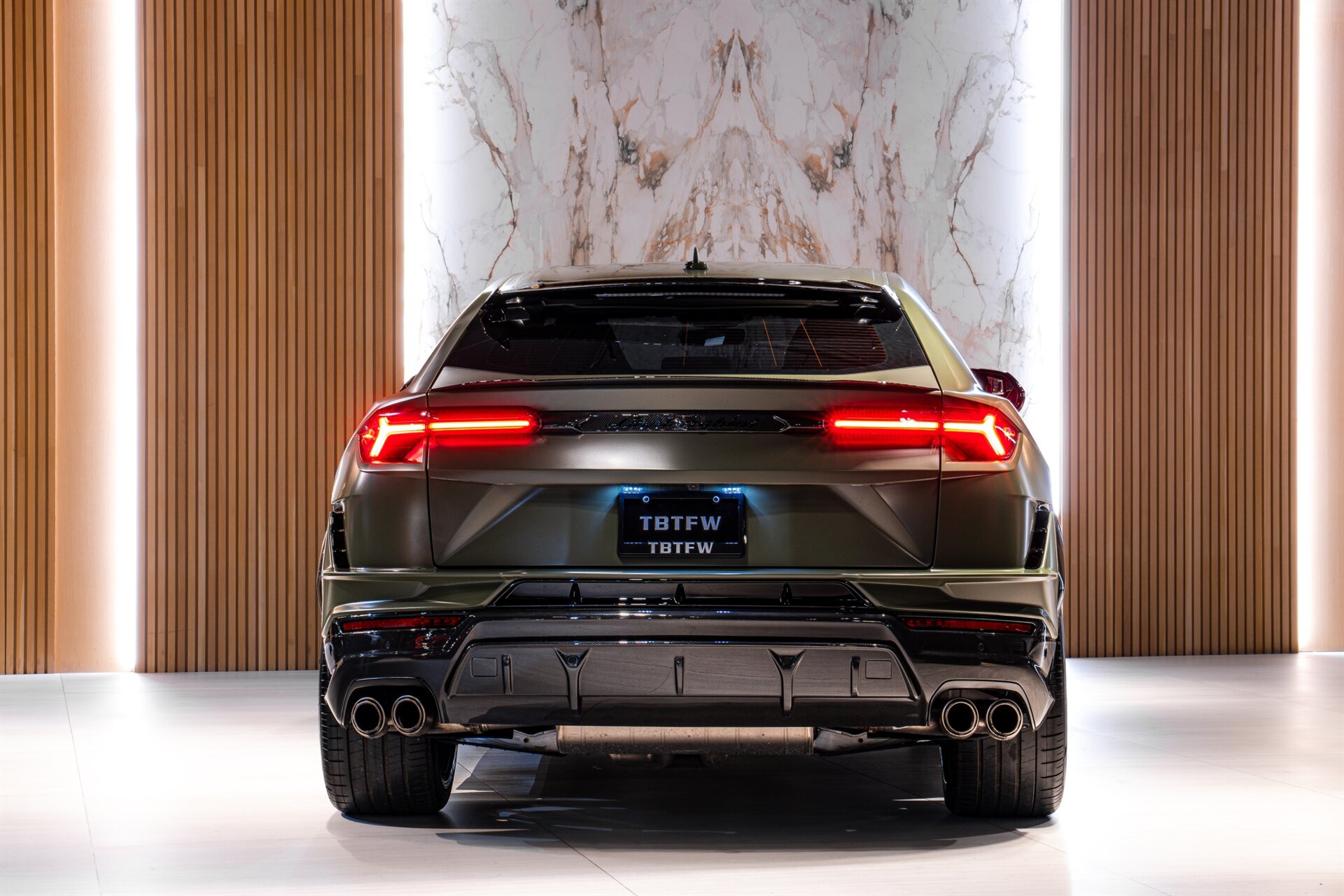 2023 Lamborghini Urus Performante - Photo 5