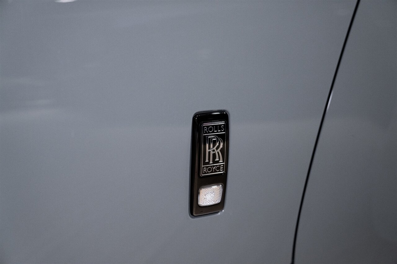2020 Rolls-Royce Dawn Black Badge   - Photo 29 - Beverly Hills, CA 90212