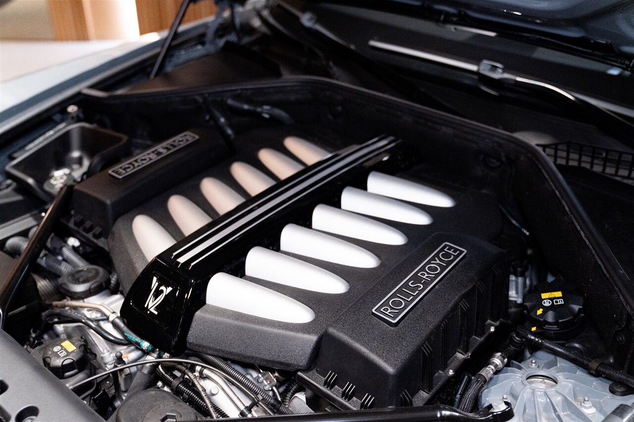 2020 Rolls-Royce Dawn Black Badge   - Photo 36 - Beverly Hills, CA 90212