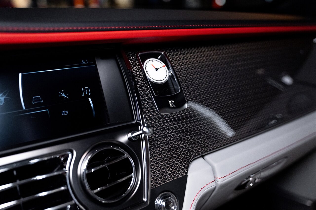 2020 Rolls-Royce Dawn Black Badge   - Photo 13 - Beverly Hills, CA 90212