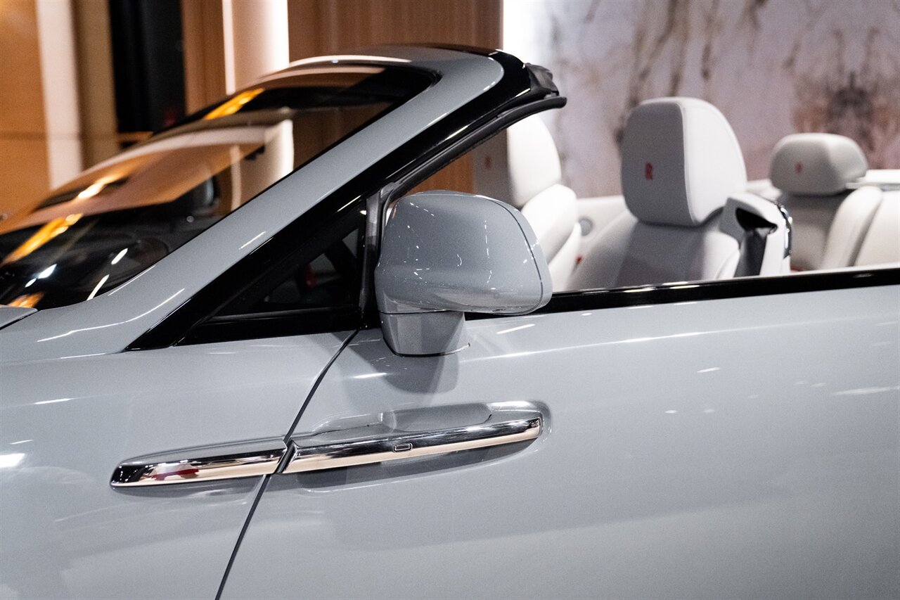 2020 Rolls-Royce Dawn Black Badge   - Photo 30 - Beverly Hills, CA 90212