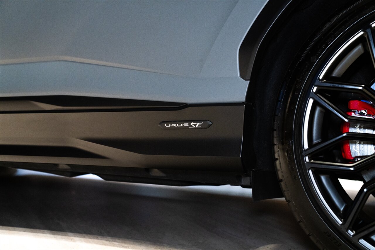 2025 Lamborghini Urus SE - Photo 18 - Beverly Hills, CA 90212