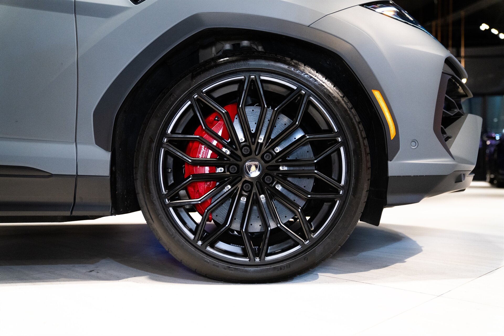 2025 Lamborghini Urus SE - Photo 19