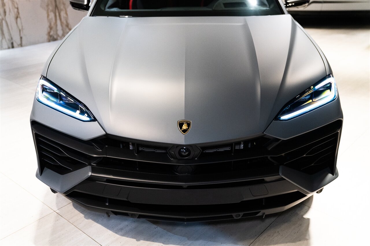 2025 Lamborghini Urus SE - Photo 7 - Beverly Hills, CA 90212