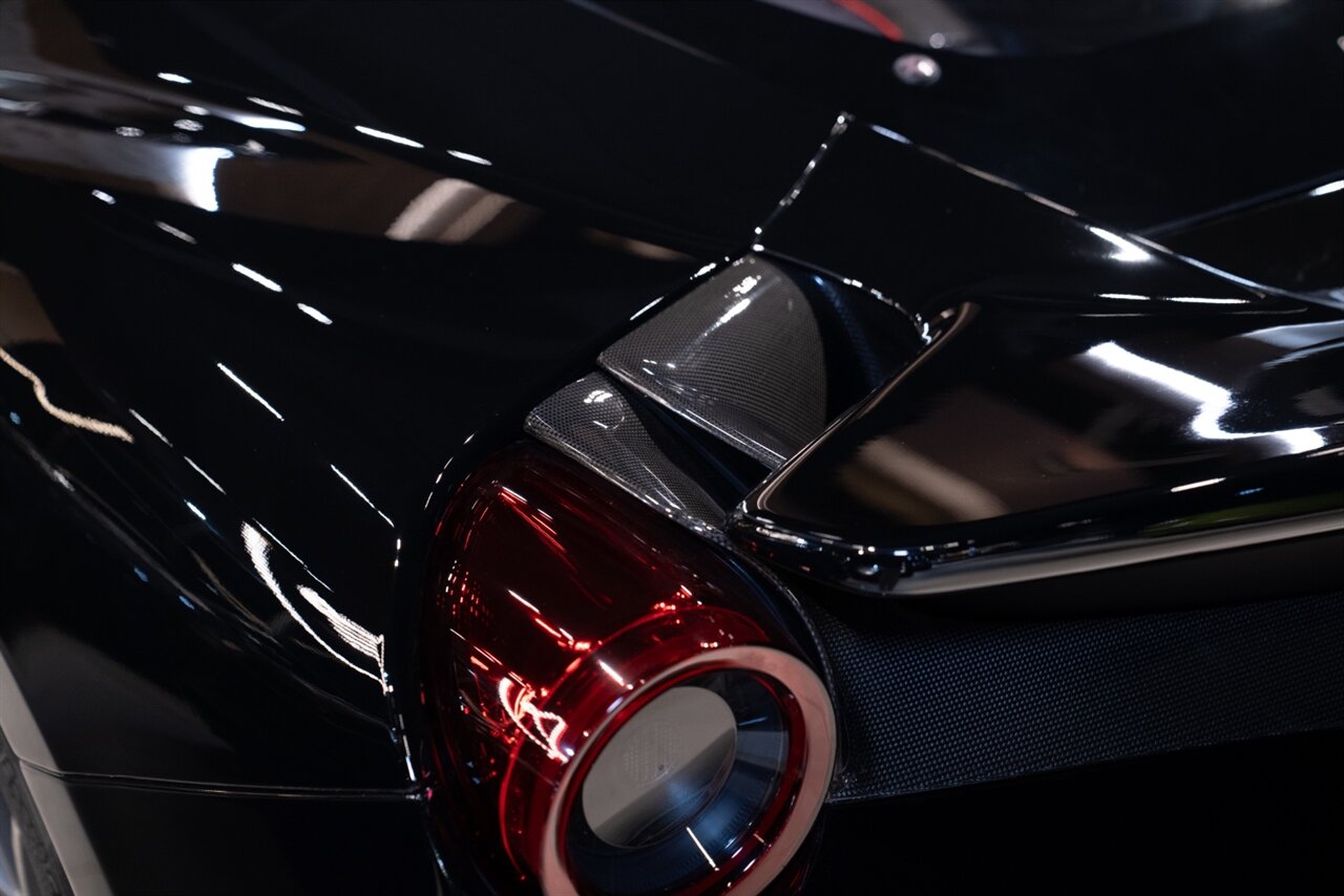 2020 Ferrari 488 Pista   - Photo 10 - Beverly Hills, CA 90212