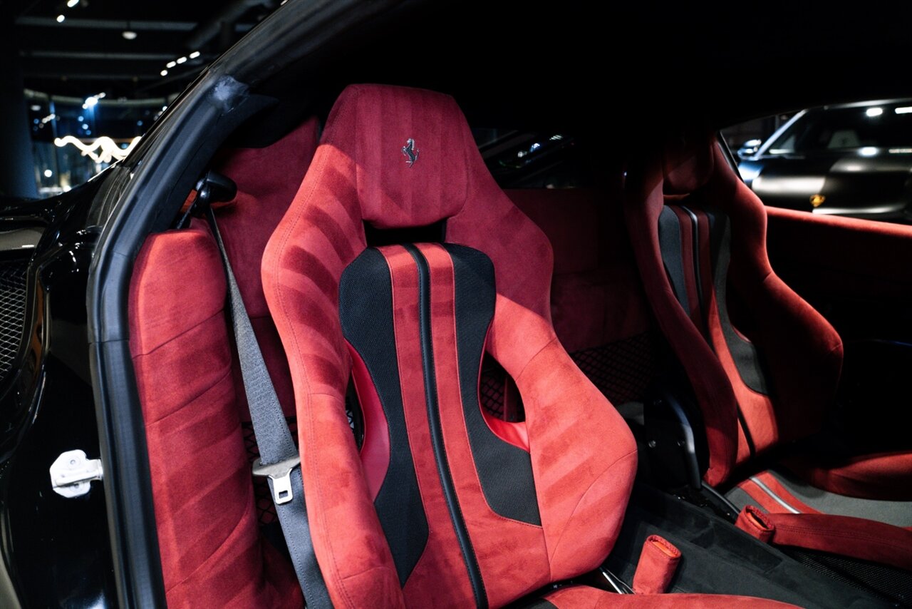 2020 Ferrari 488 Pista   - Photo 11 - Beverly Hills, CA 90212