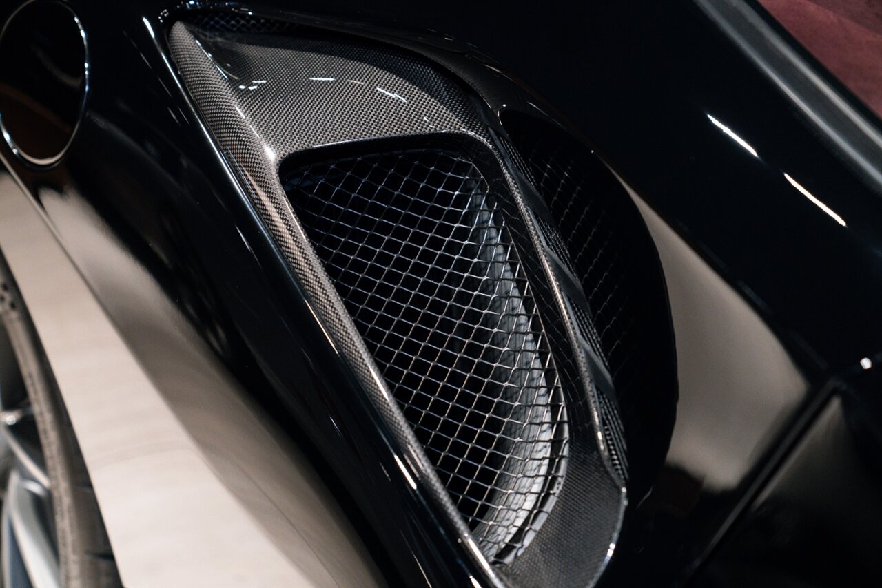 2020 Ferrari 488 Pista   - Photo 8 - Beverly Hills, CA 90212