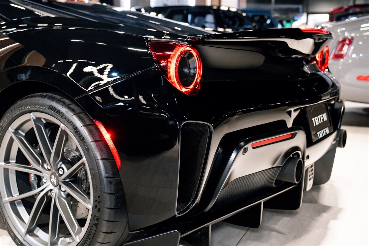 2020 Ferrari 488 Pista   - Photo 23 - Beverly Hills, CA 90212