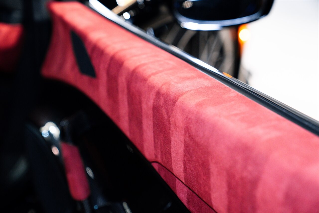 2020 Ferrari 488 Pista   - Photo 18 - Beverly Hills, CA 90212