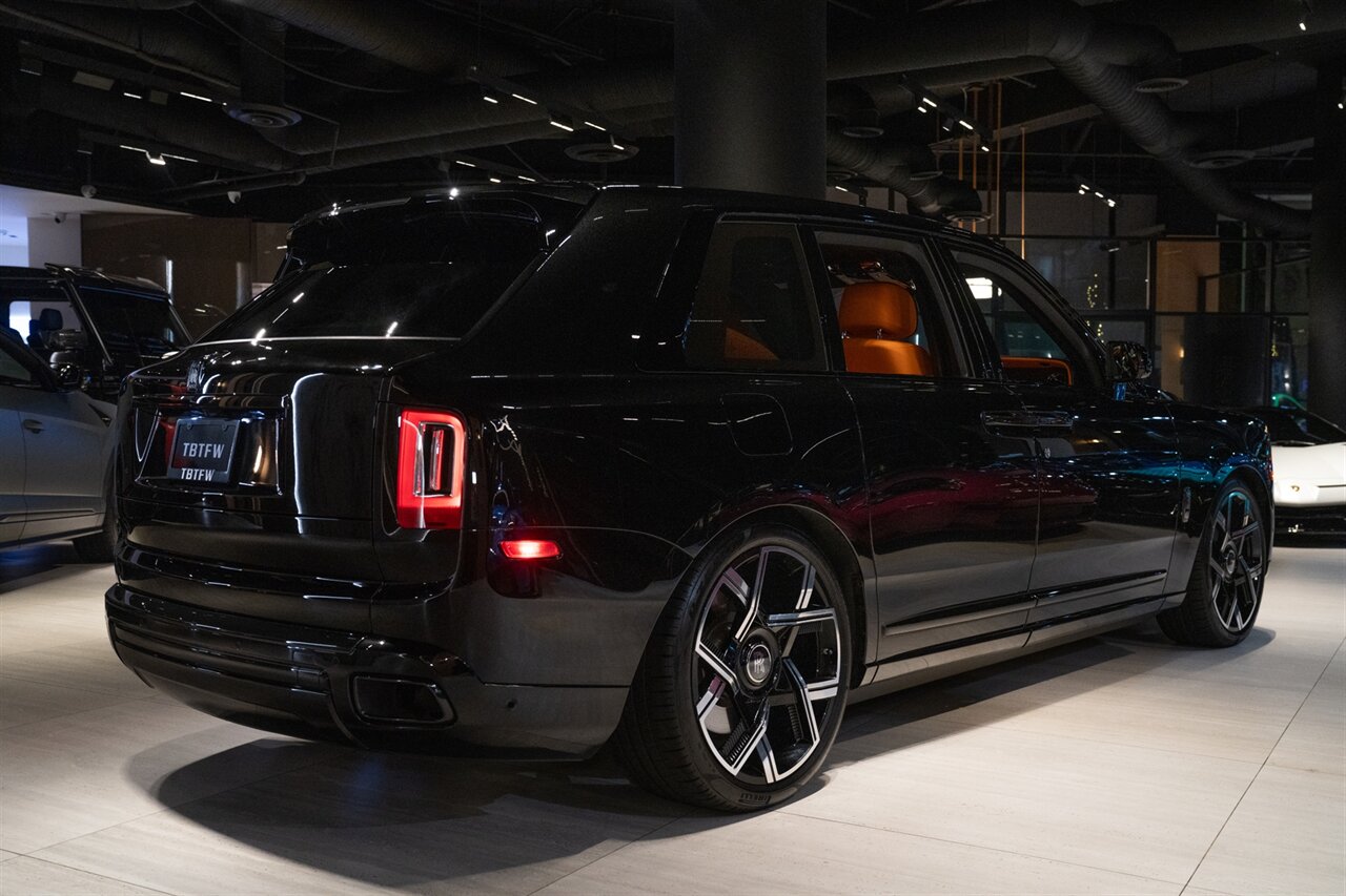 2022 Rolls-Royce Black Badge Cullinan   - Photo 22 - Beverly Hills, CA 90212