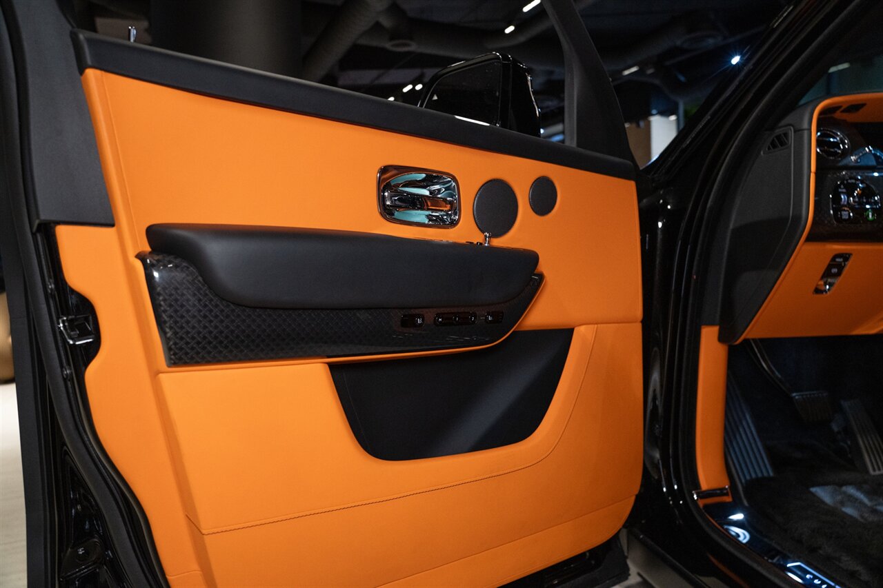 2022 Rolls-Royce Black Badge Cullinan   - Photo 18 - Beverly Hills, CA 90212
