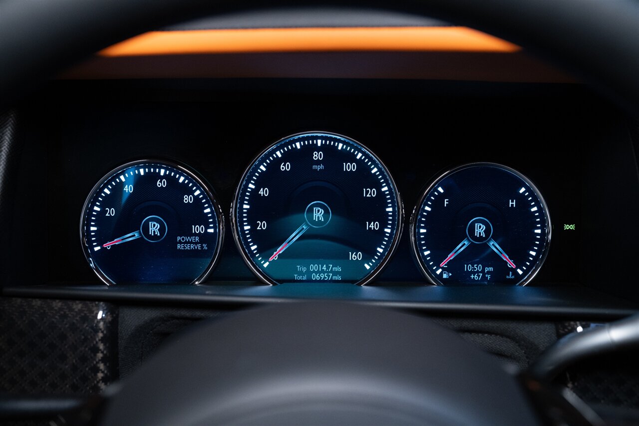 2022 Rolls-Royce Black Badge Cullinan   - Photo 19 - Beverly Hills, CA 90212