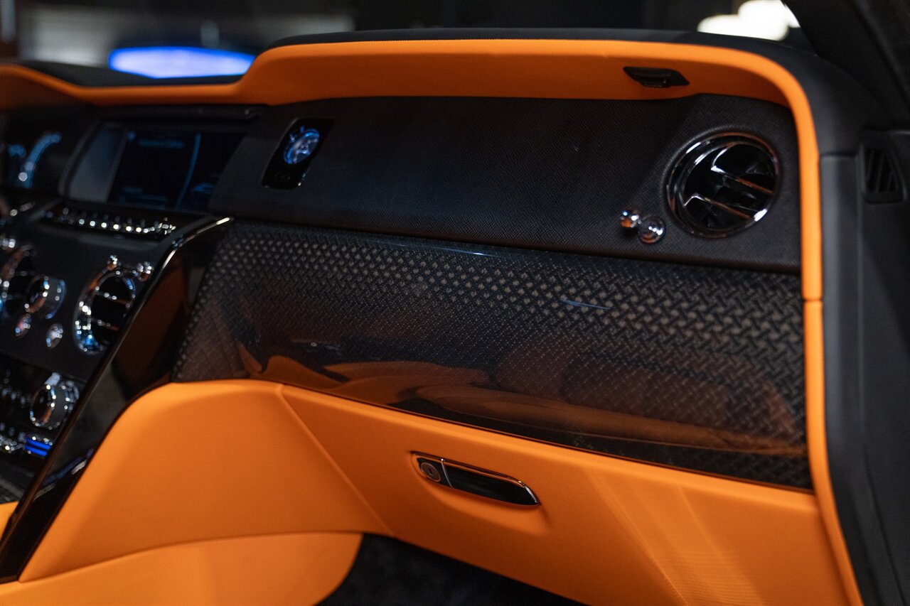 2022 Rolls-Royce Black Badge Cullinan   - Photo 8 - Beverly Hills, CA 90212