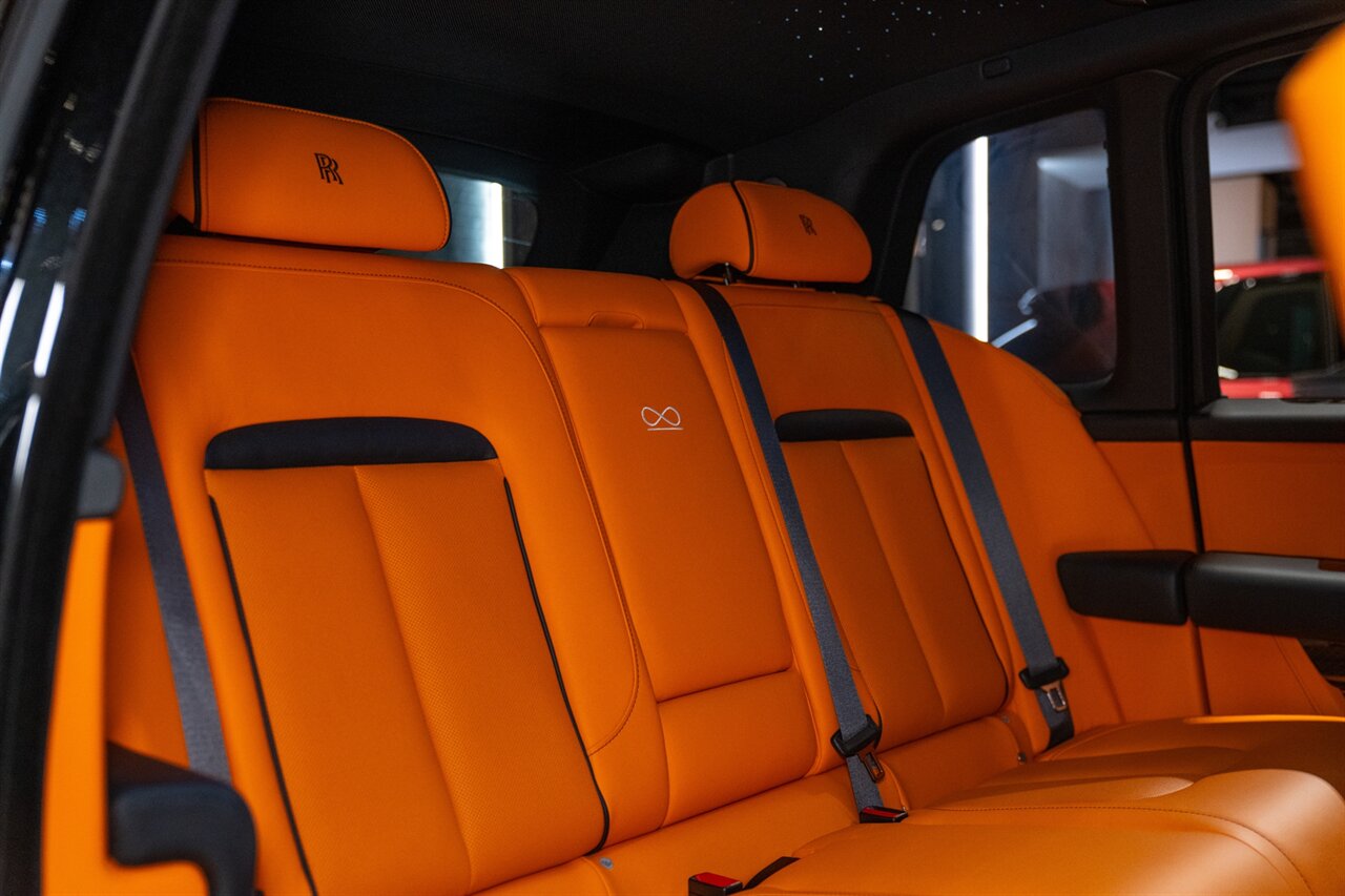 2022 Rolls-Royce Black Badge Cullinan   - Photo 25 - Beverly Hills, CA 90212