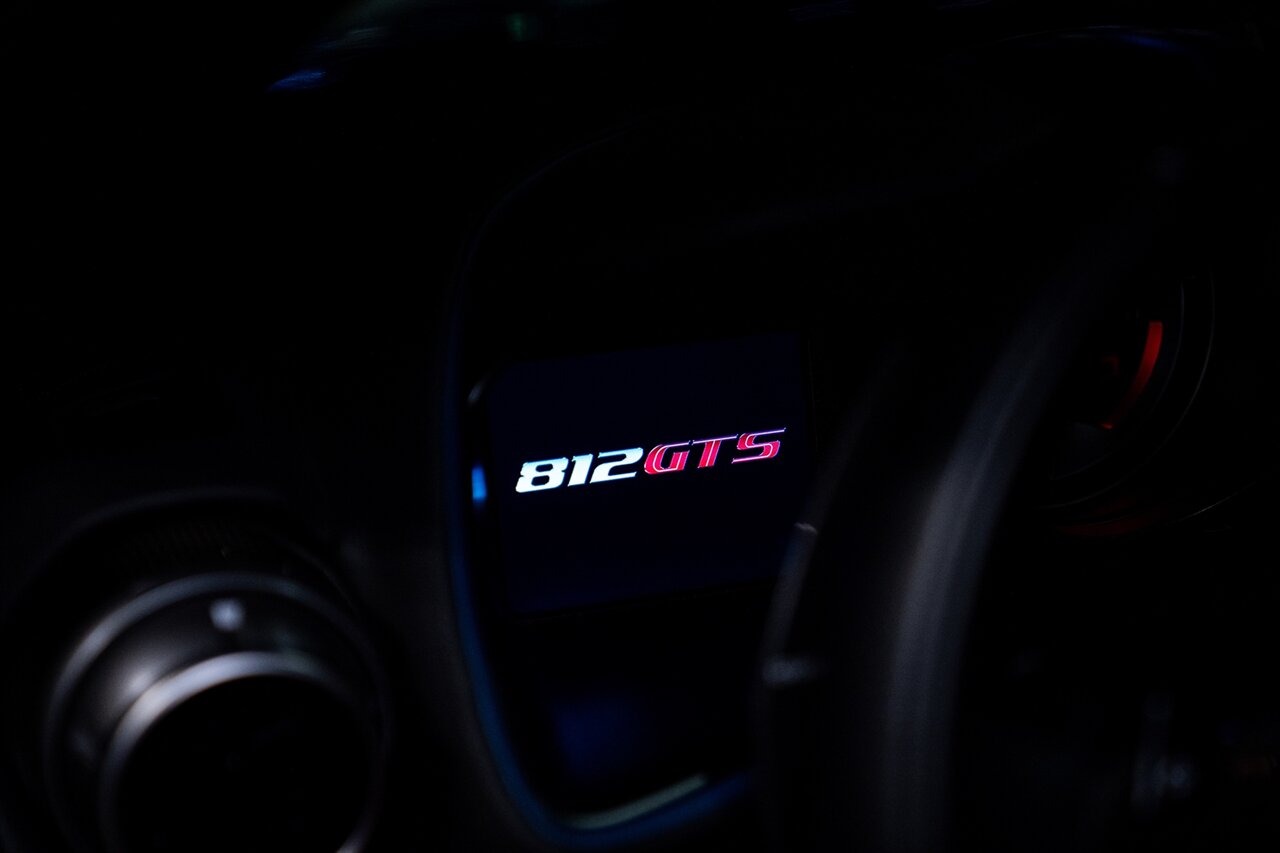 2022 Ferrari 812 GTS Tailor Made   - Photo 18 - Beverly Hills, CA 90212