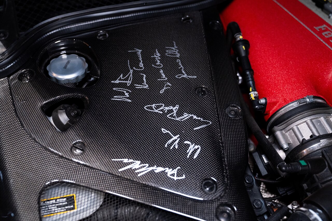 2022 Ferrari 812 GTS Tailor Made   - Photo 49 - Beverly Hills, CA 90212