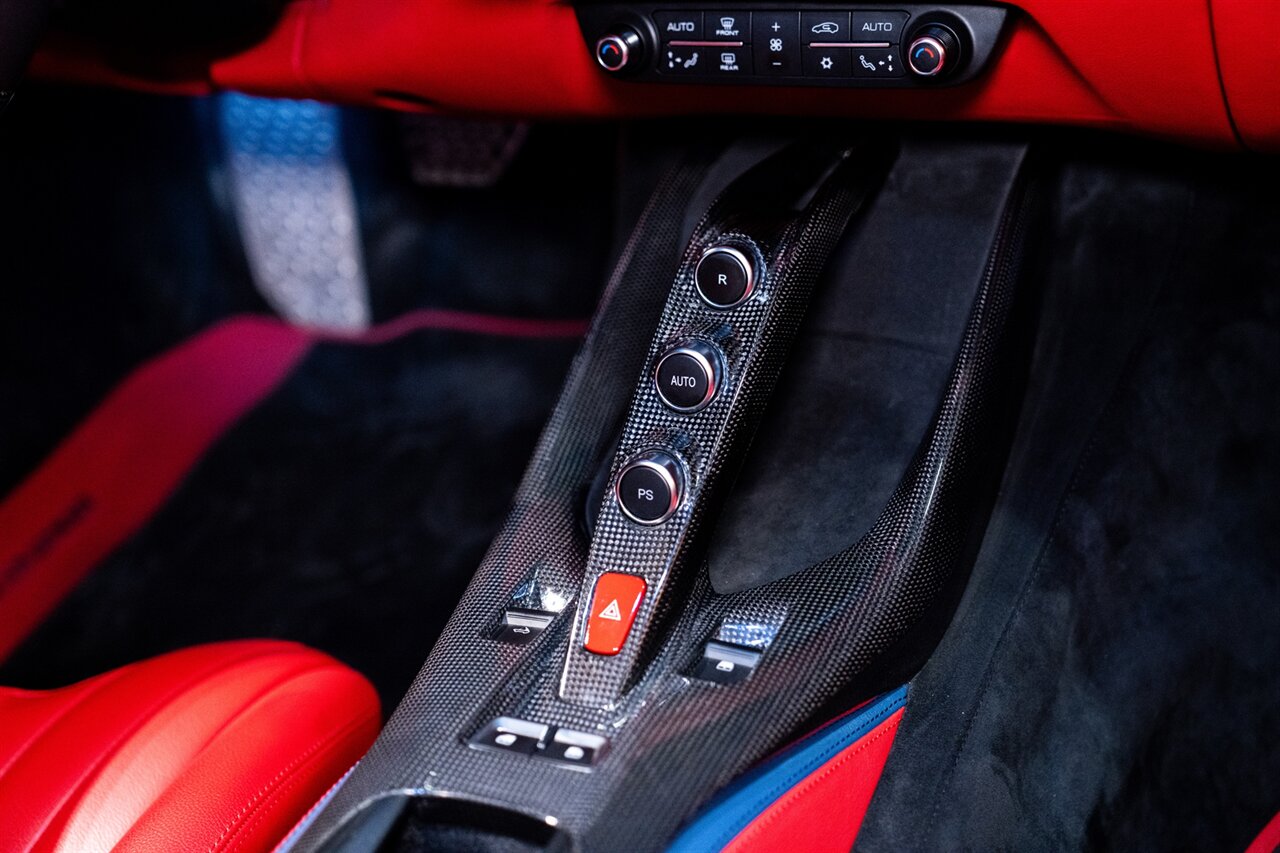 2022 Ferrari 812 GTS Tailor Made   - Photo 32 - Beverly Hills, CA 90212