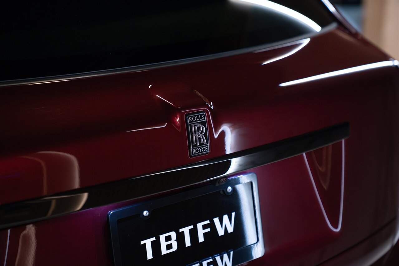 2025 Rolls-Royce Black Badge Cullinan   - Photo 10 - Beverly Hills, CA 90212