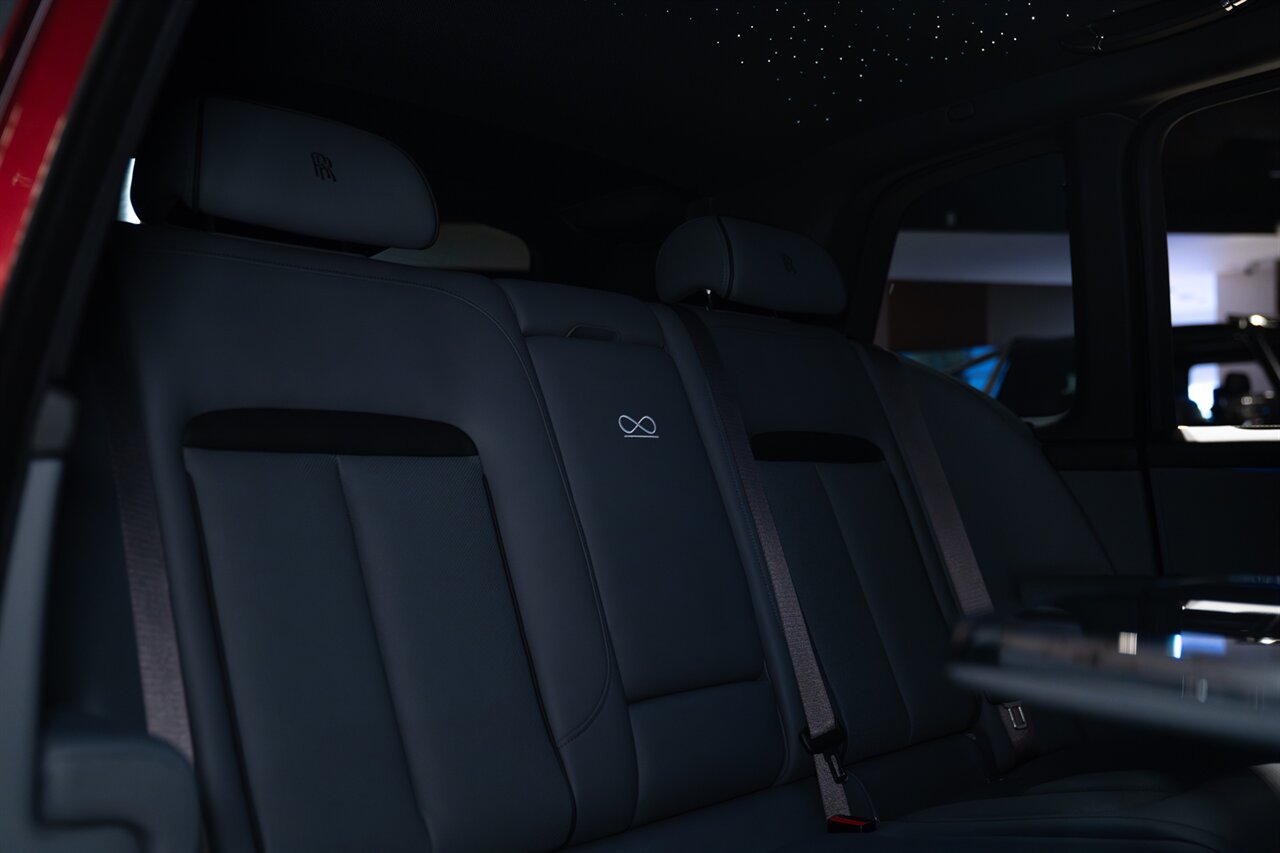 2025 Rolls-Royce Black Badge Cullinan   - Photo 48 - Beverly Hills, CA 90212