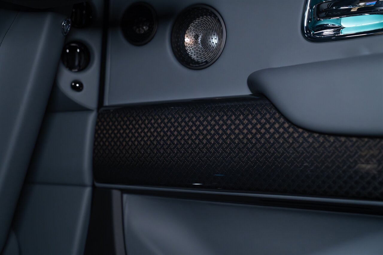2025 Rolls-Royce Black Badge Cullinan   - Photo 46 - Beverly Hills, CA 90212