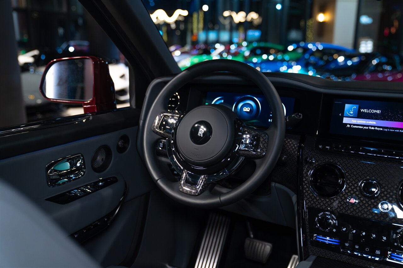 2025 Rolls-Royce Black Badge Cullinan   - Photo 18 - Beverly Hills, CA 90212