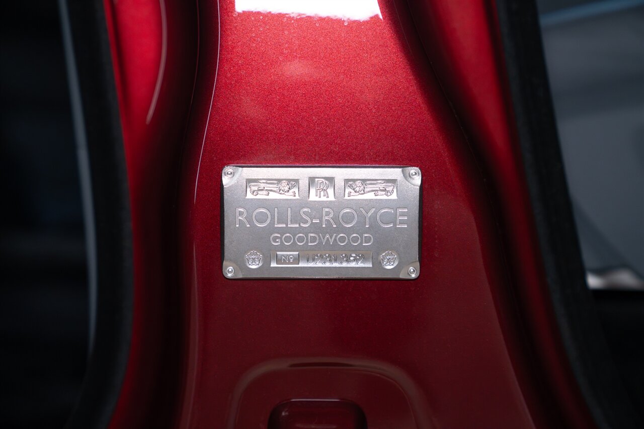 2025 Rolls-Royce Black Badge Cullinan   - Photo 50 - Beverly Hills, CA 90212