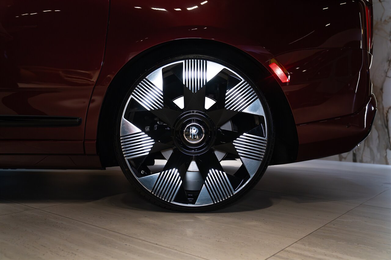 2025 Rolls-Royce Black Badge Cullinan   - Photo 8 - Beverly Hills, CA 90212