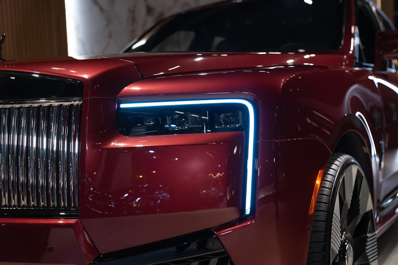 2025 Rolls-Royce Black Badge Cullinan   - Photo 31 - Beverly Hills, CA 90212