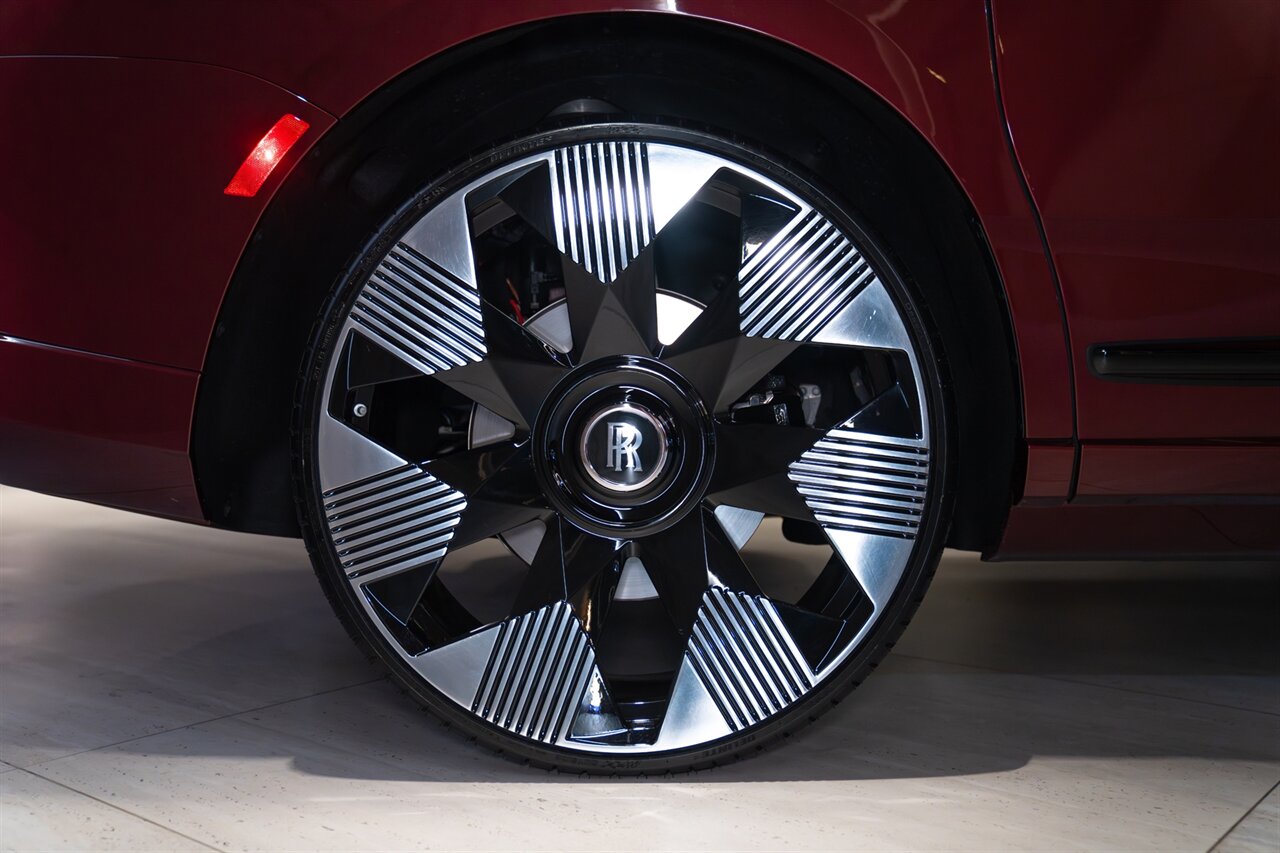 2025 Rolls-Royce Black Badge Cullinan   - Photo 36 - Beverly Hills, CA 90212