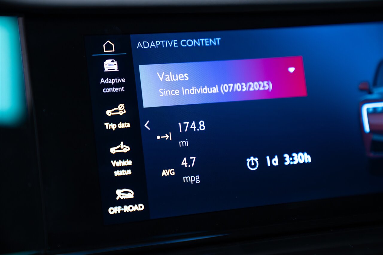 2025 Rolls-Royce Black Badge Cullinan   - Photo 22 - Beverly Hills, CA 90212