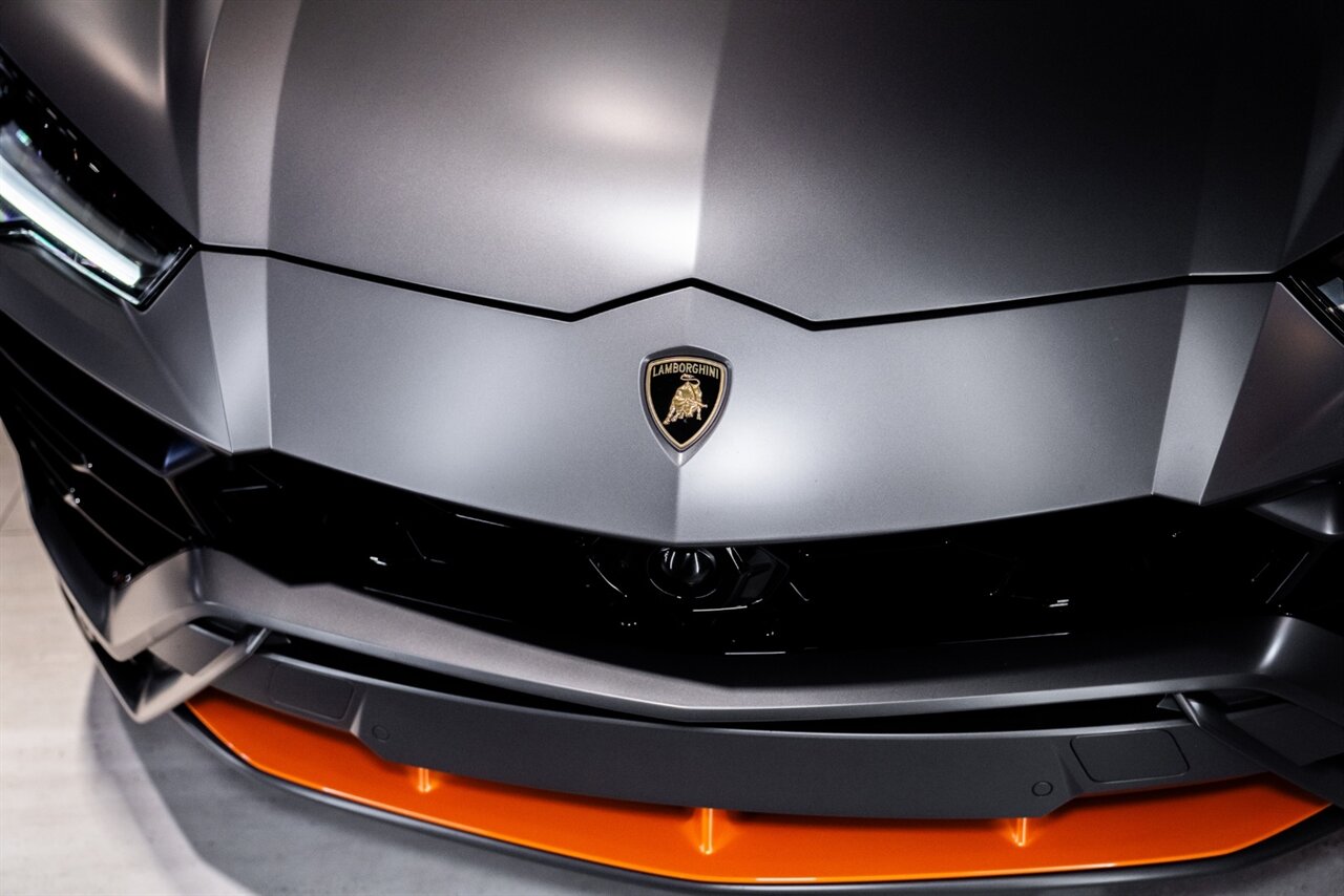 2022 Lamborghini Urus - Photo 29 - Beverly Hills, CA 90212