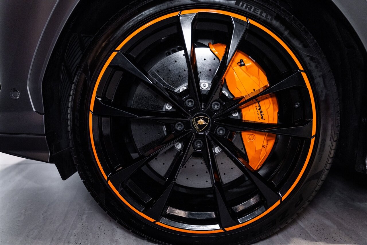 2022 Lamborghini Urus - Photo 16 - Beverly Hills, CA 90212