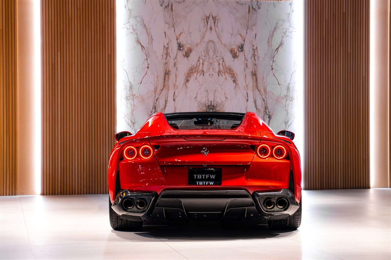 2023 Ferrari 812 GTS   - Photo 6 - Beverly Hills, CA 90212