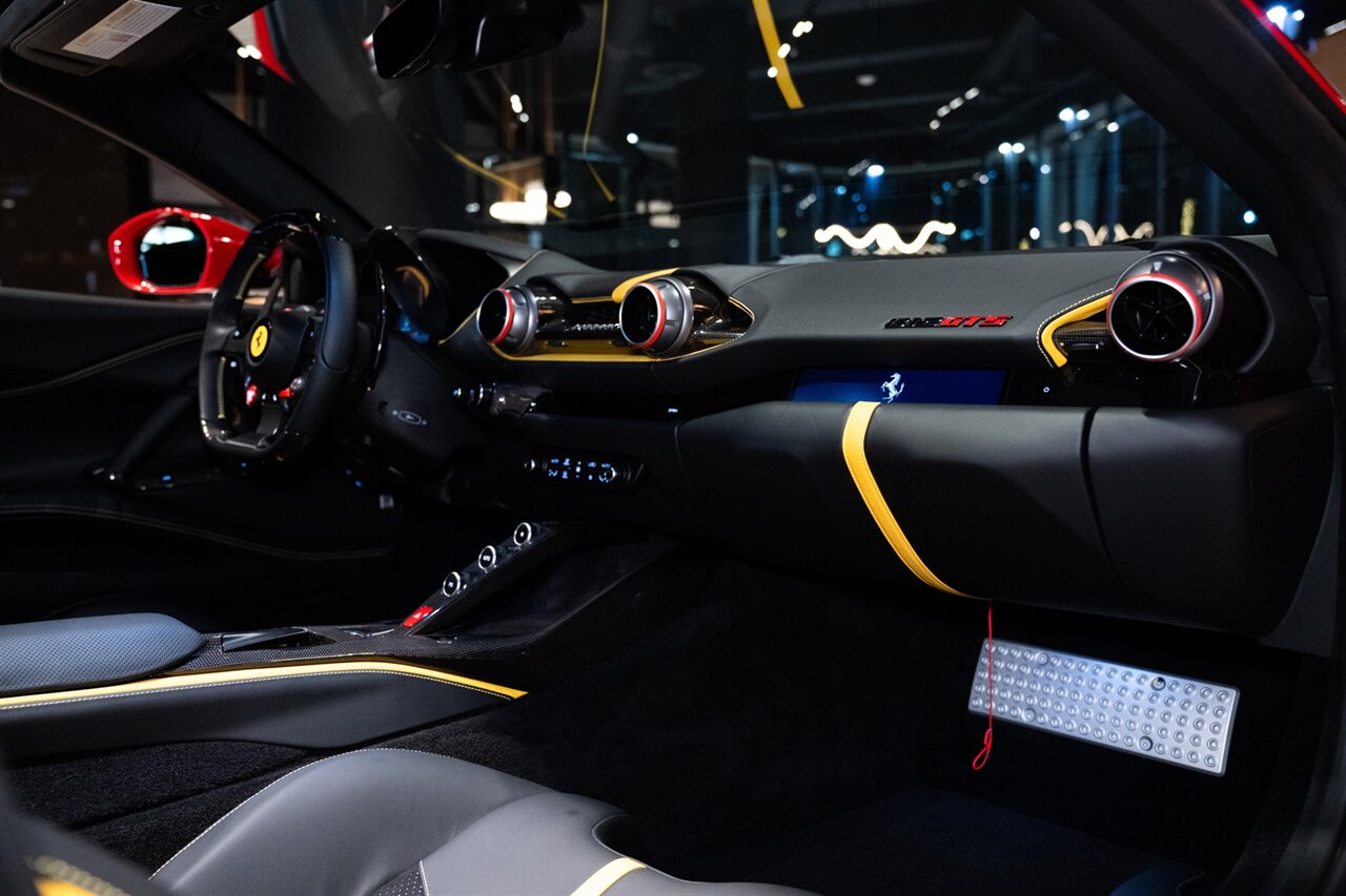 2023 Ferrari 812 GTS   - Photo 31 - Beverly Hills, CA 90212