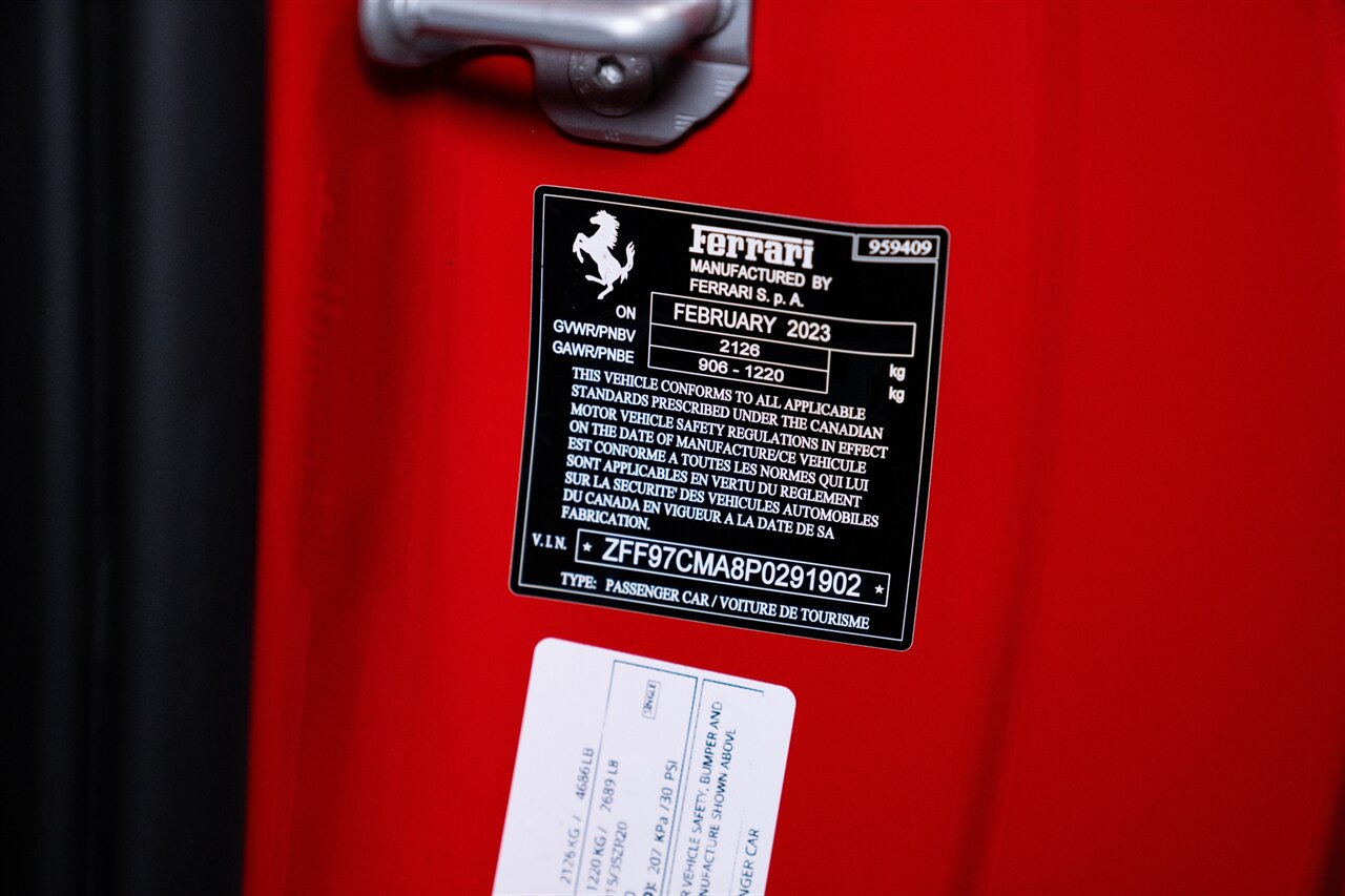 2023 Ferrari 812 GTS   - Photo 20 - Beverly Hills, CA 90212