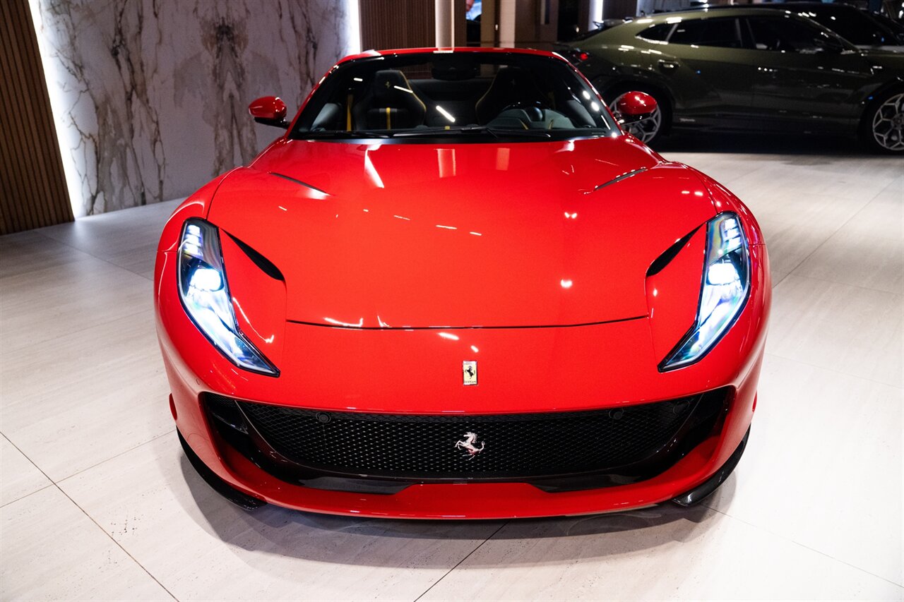 2023 Ferrari 812 GTS   - Photo 43 - Beverly Hills, CA 90212