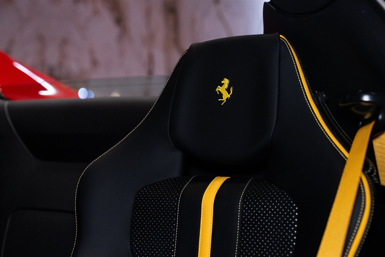 2023 Ferrari 812 GTS   - Photo 9 - Beverly Hills, CA 90212