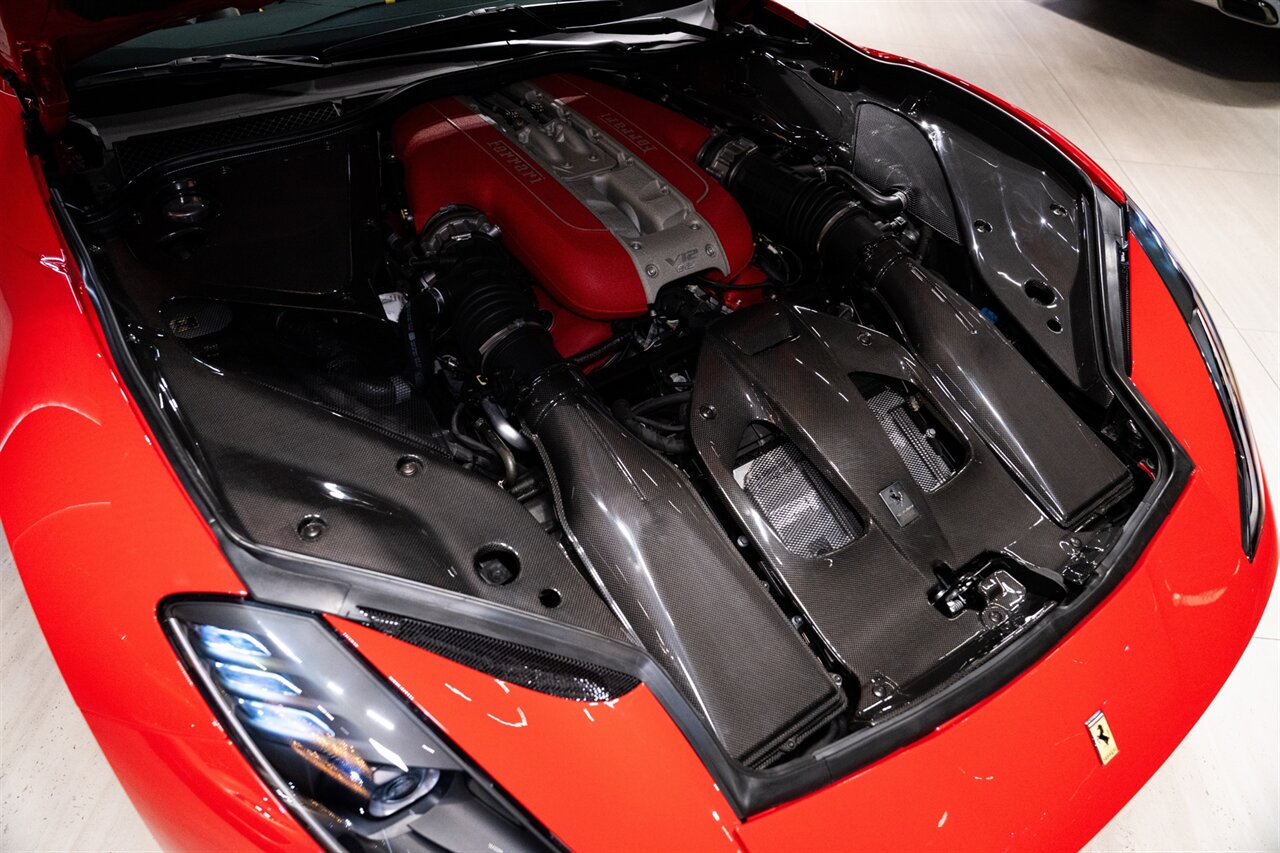 2023 Ferrari 812 GTS   - Photo 38 - Beverly Hills, CA 90212