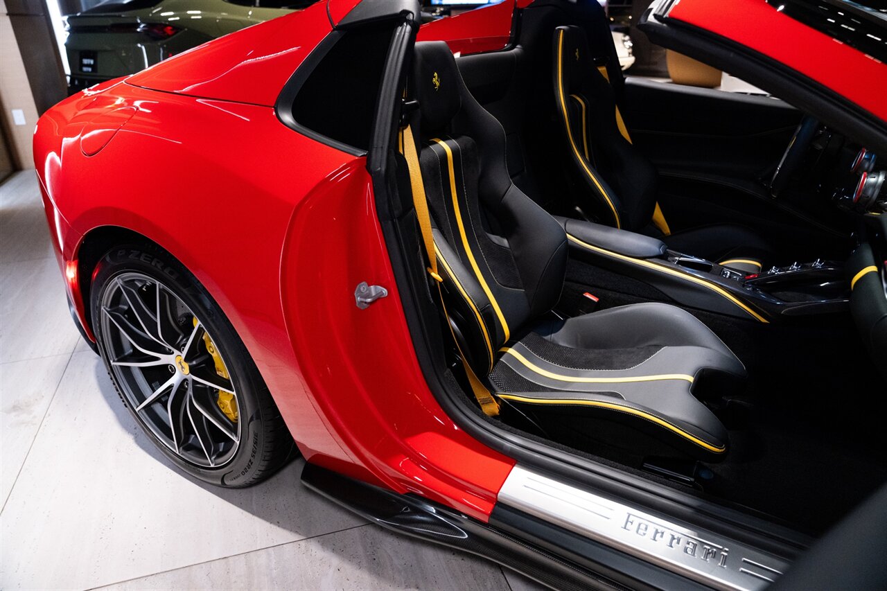 2023 Ferrari 812 GTS   - Photo 30 - Beverly Hills, CA 90212