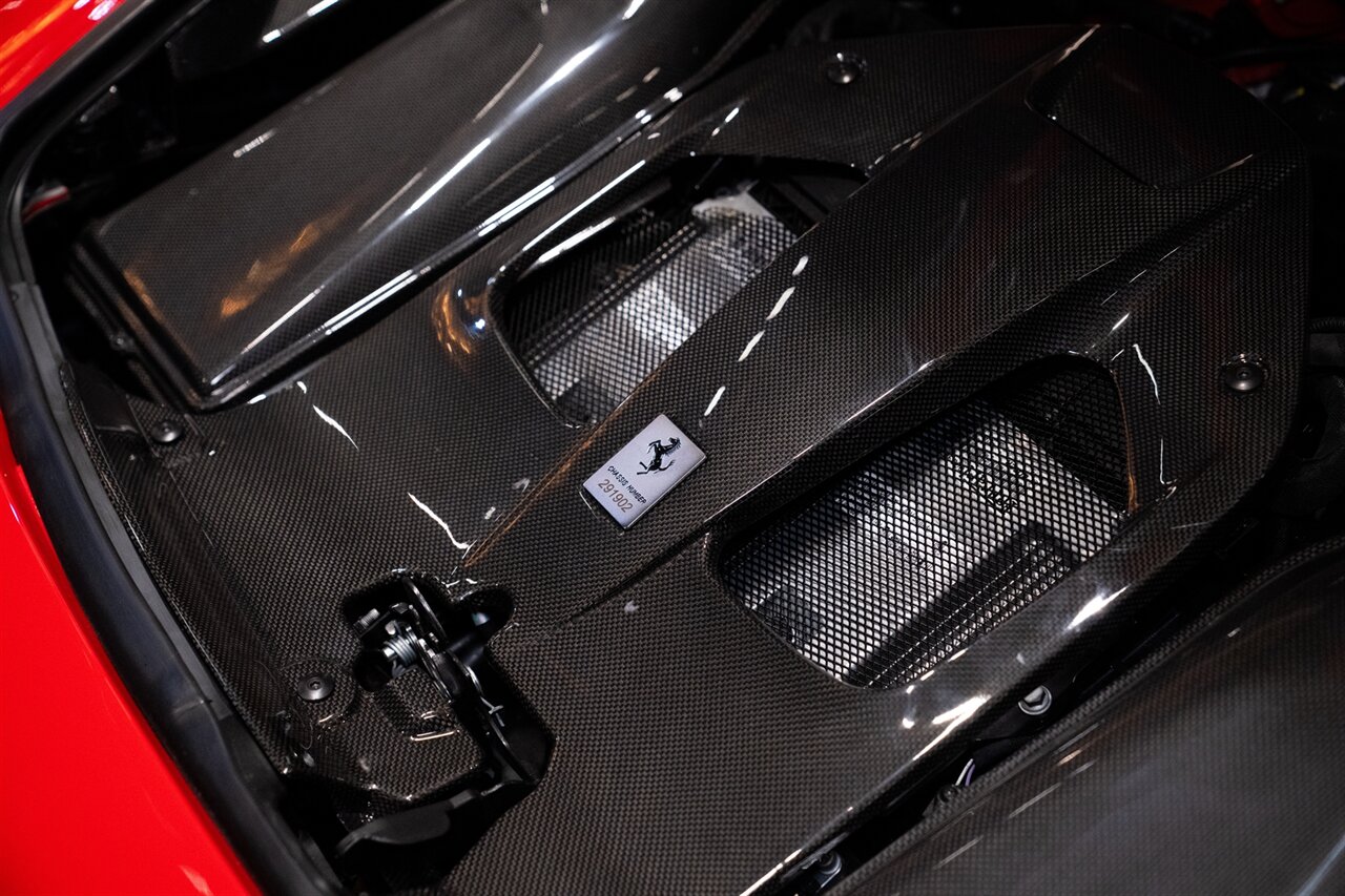 2023 Ferrari 812 GTS   - Photo 40 - Beverly Hills, CA 90212