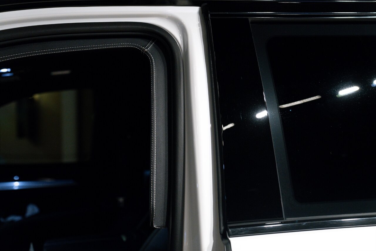 2025 Cadillac Escalade-V ESV B6 Armored - Photo 18 - Beverly Hills, CA 90212