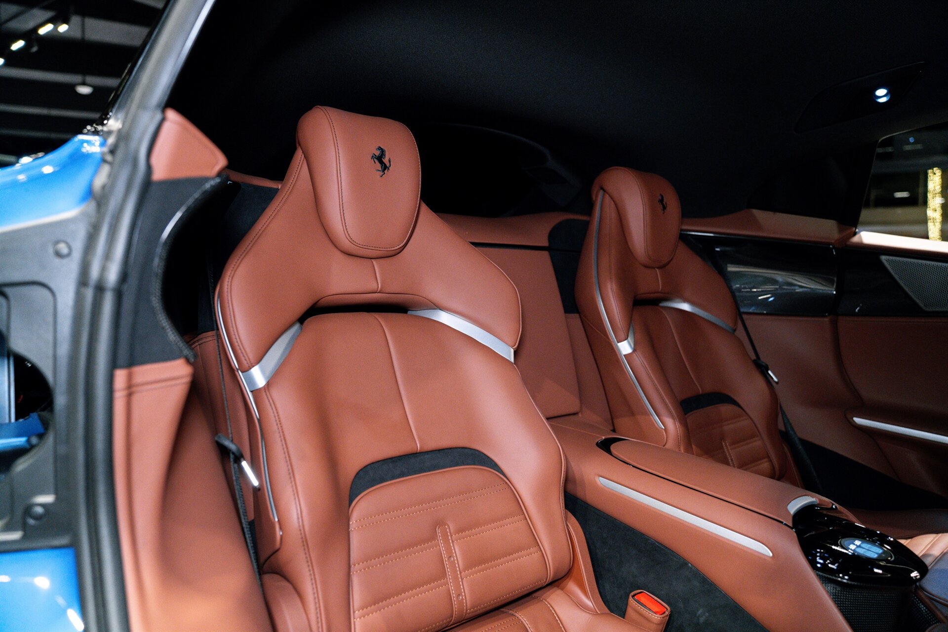 2024 Ferrari Purosangue - Photo 14
