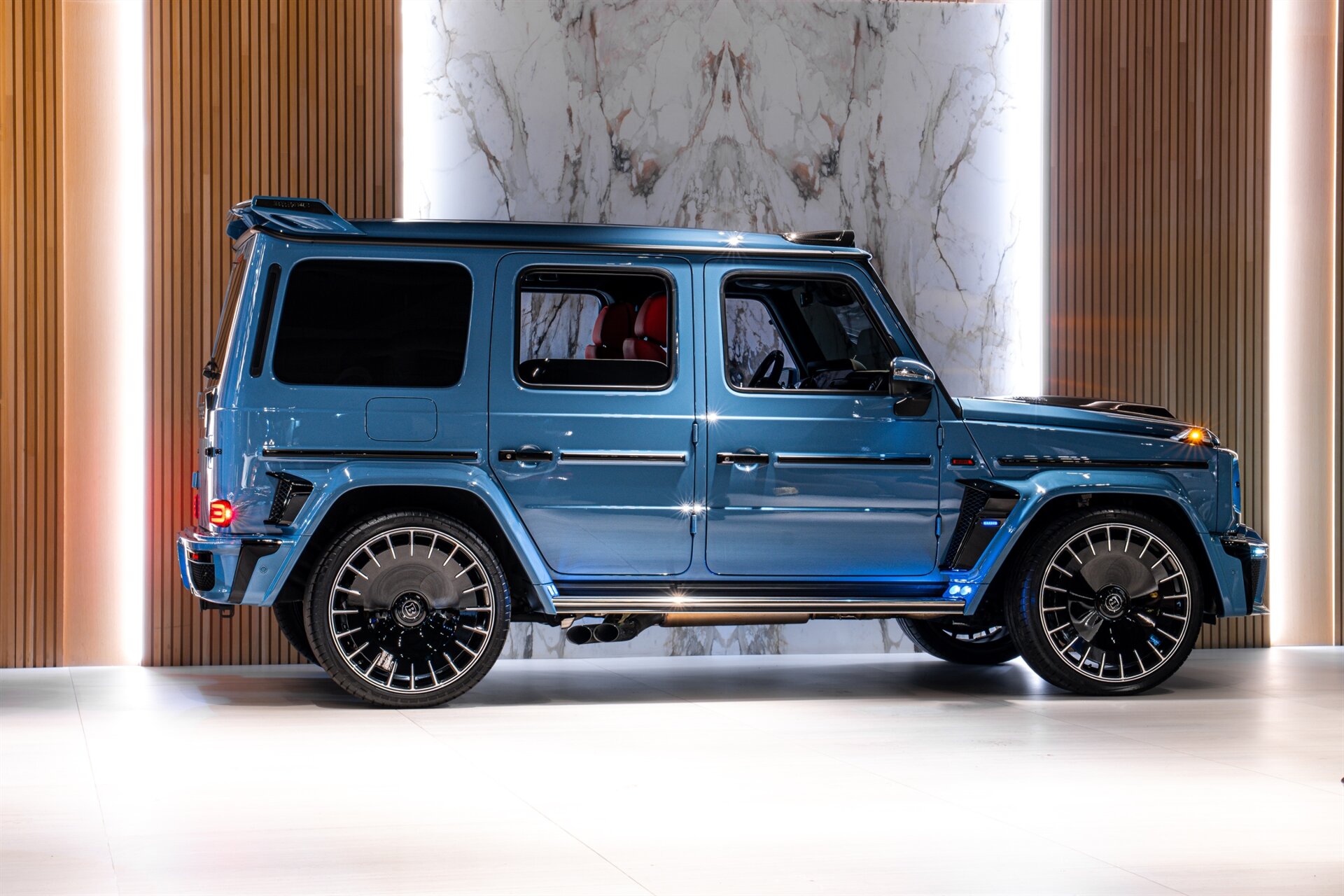 2025 Mercedes-Benz G-Class AMG G 700 Brabus - Photo 5