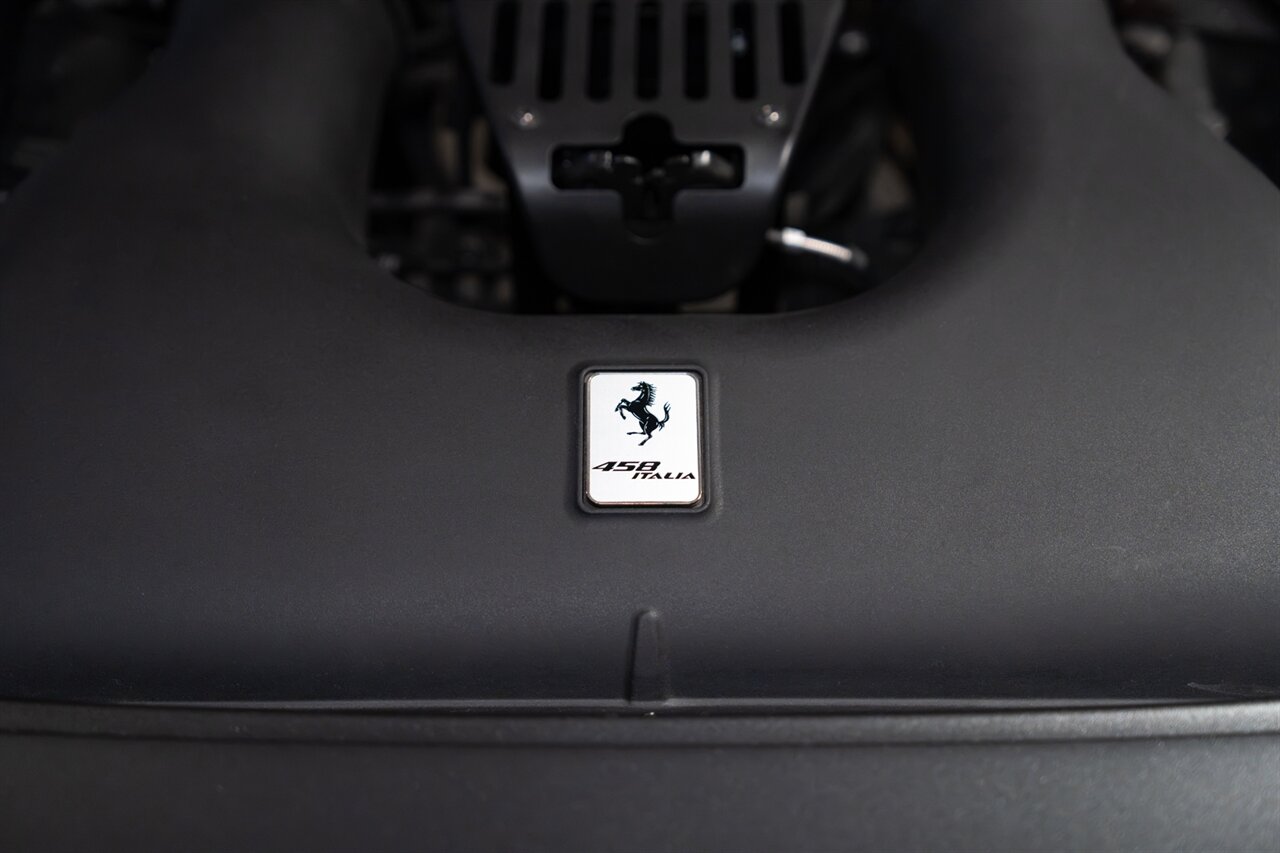 2015 Ferrari 458 Italia   - Photo 22 - Beverly Hills, CA 90212