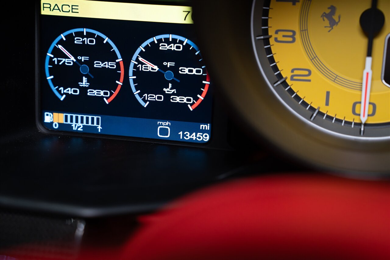 2015 Ferrari 458 Italia   - Photo 35 - Beverly Hills, CA 90212